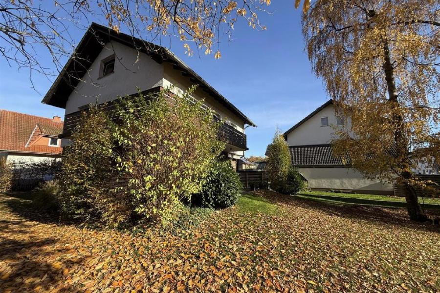 Blick in den großzügigen Garten